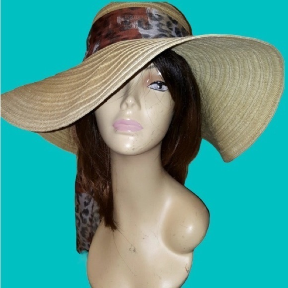 RESORT DERBY LEOPARD CREAM FLOPPY WIDE BRIM HAT
